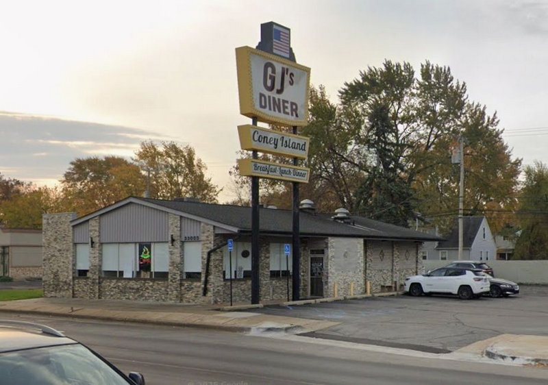 Clock Restaurant - Garden City - 33003 Ford Rd